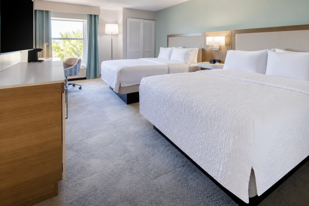 hotel-housekeeping-high-occupancy-weekends